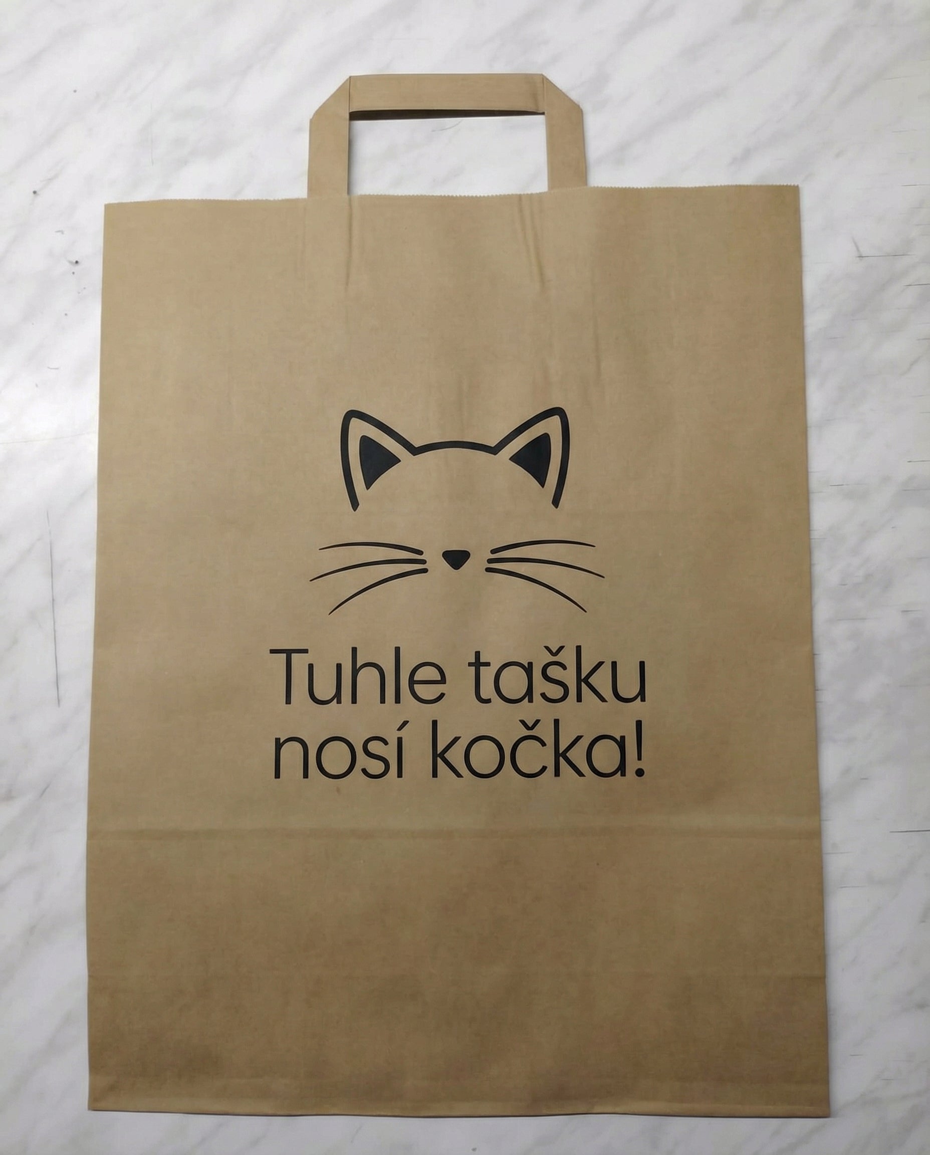Papírové tašky s vlastním potiskem – Reklama, která pomáhá | Chráněná dílna